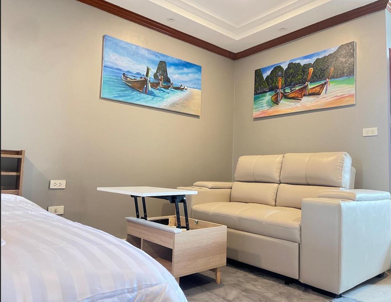 Andaman Sea Apartments Near Patong Beach - 28 Sqm With Kitchen, Private Bathroom, Seating Area, 65" Smart Tv With Free Wifi Exteriér fotografie